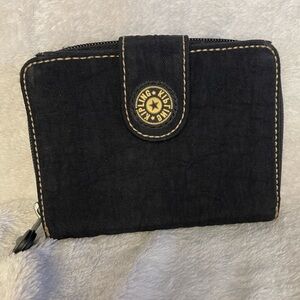 EUC Kipling black wallet Y2K Vintage